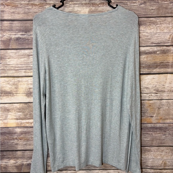 CAbi 5192 Laidback Long Sleeve V-Neck Top Sea Glass Green Soft Casual T-Shirt - Picture 4 of 6